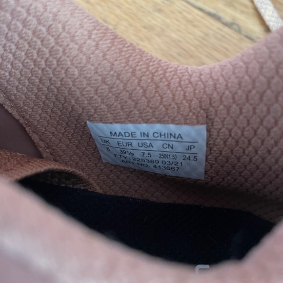 Salomon SOC size 7.5 - Picture 6 of 7